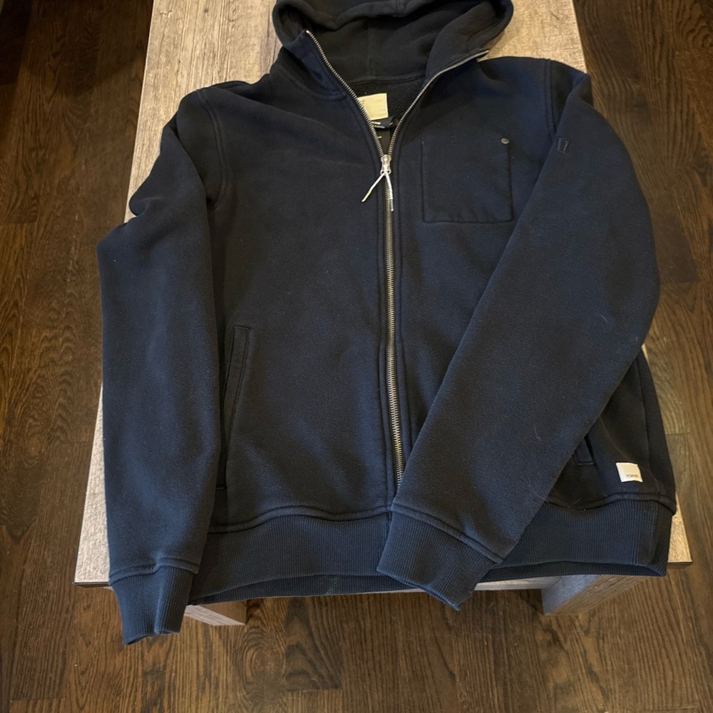 Vuori Men's Navy Hooded Sweatshirt small black